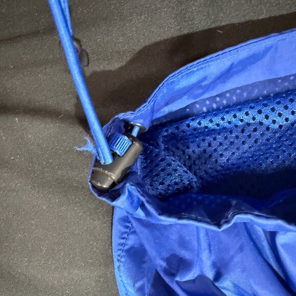 Cabelas Women’s Packable Windbreaker Large Blue Vented Hooded Full Zip - Picture 8 of 13